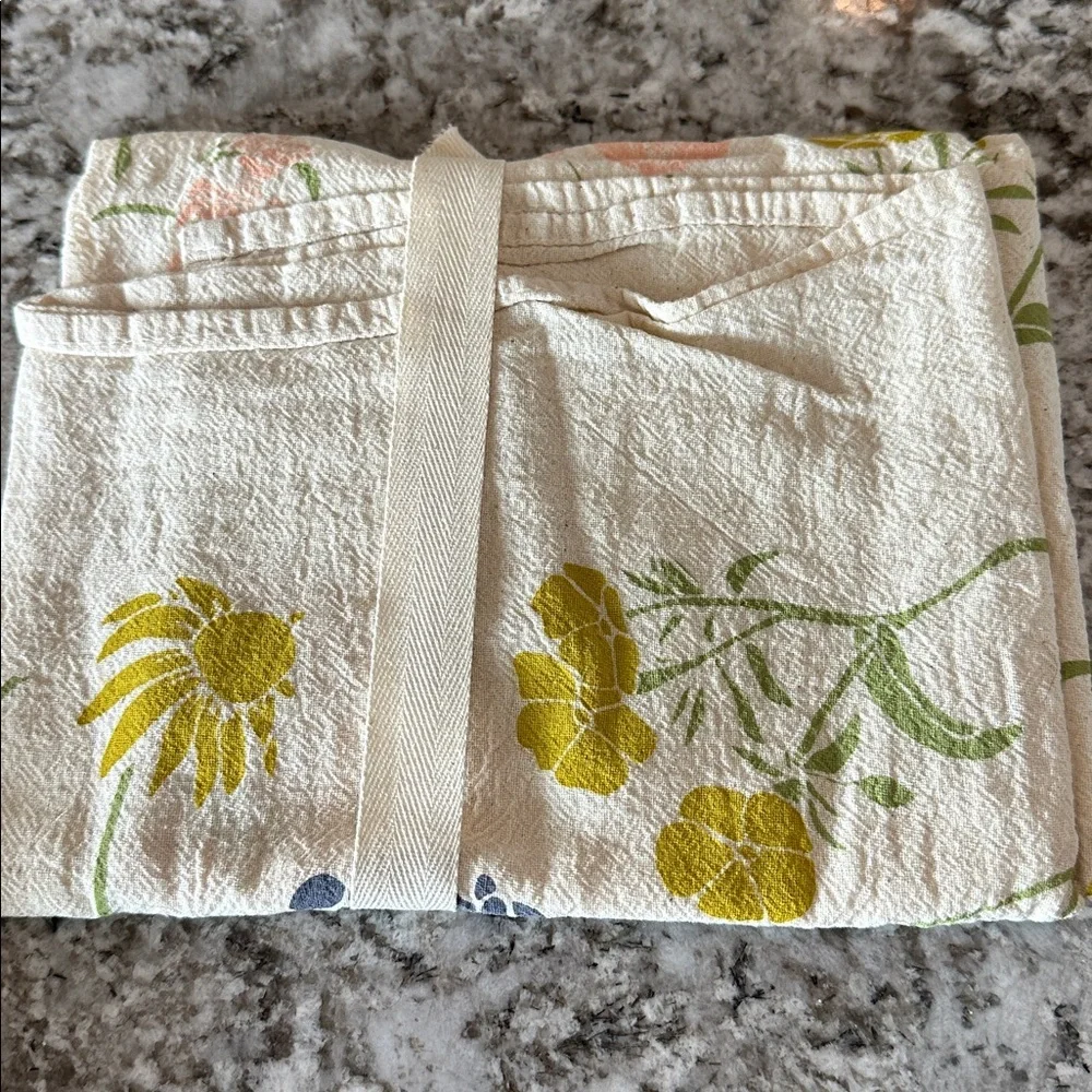 Anthropologie x June & December Meadow Flower Region Wildflowers Tea Towel NWT